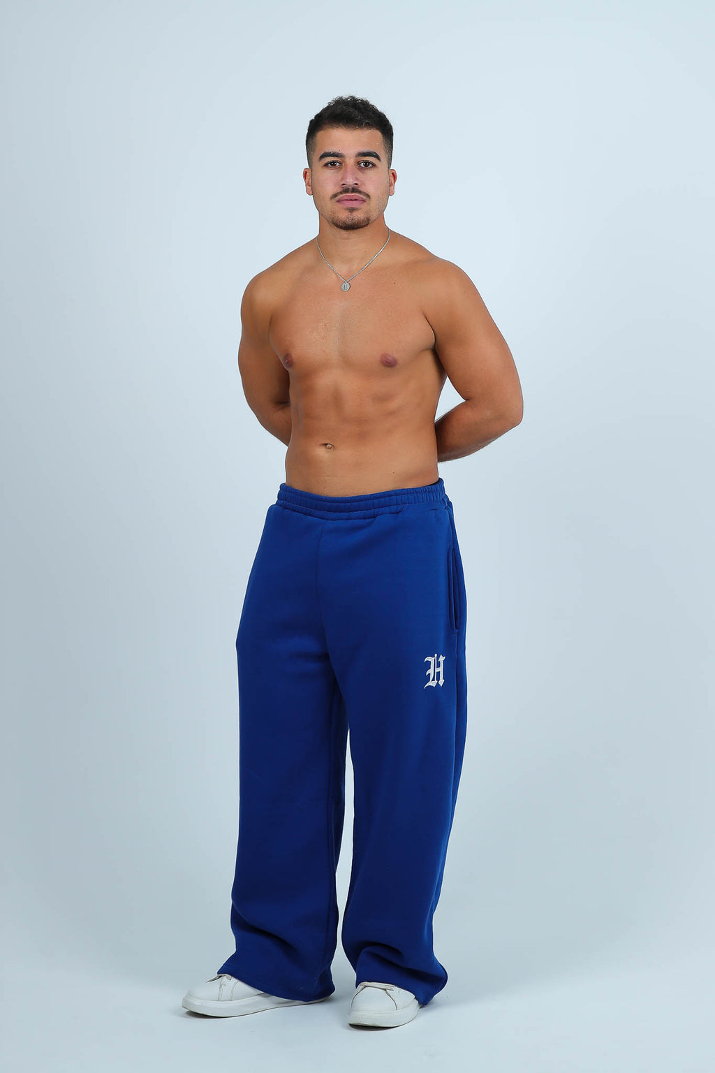 THE GOTHIC SWEATPANTS