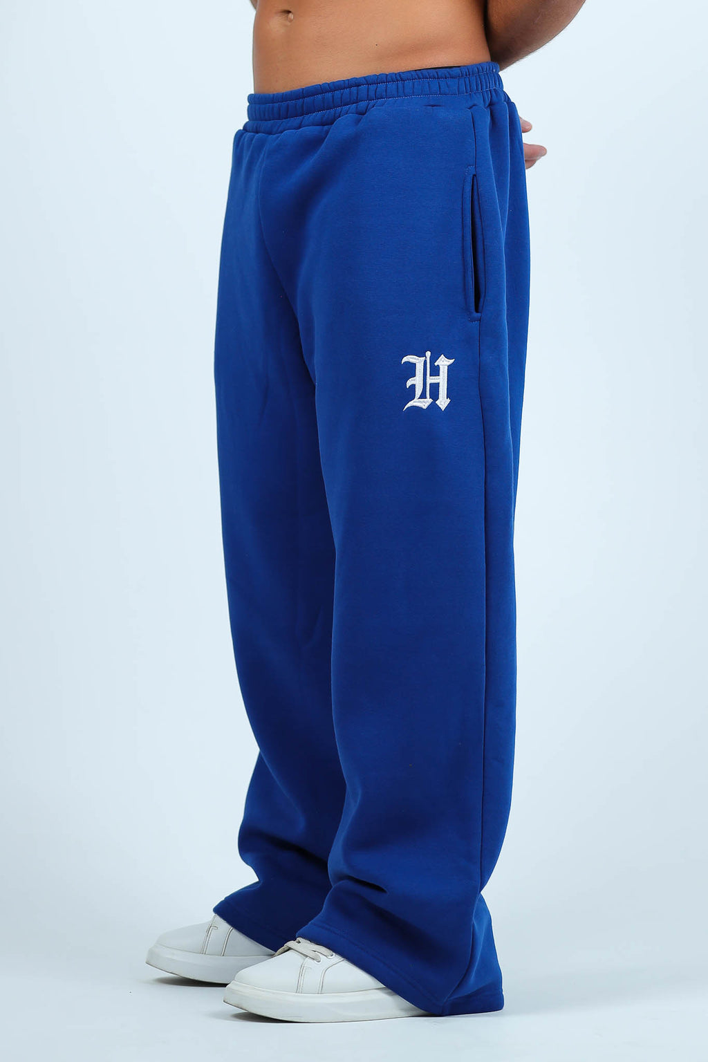 THE GOTHIC SWEATPANTS