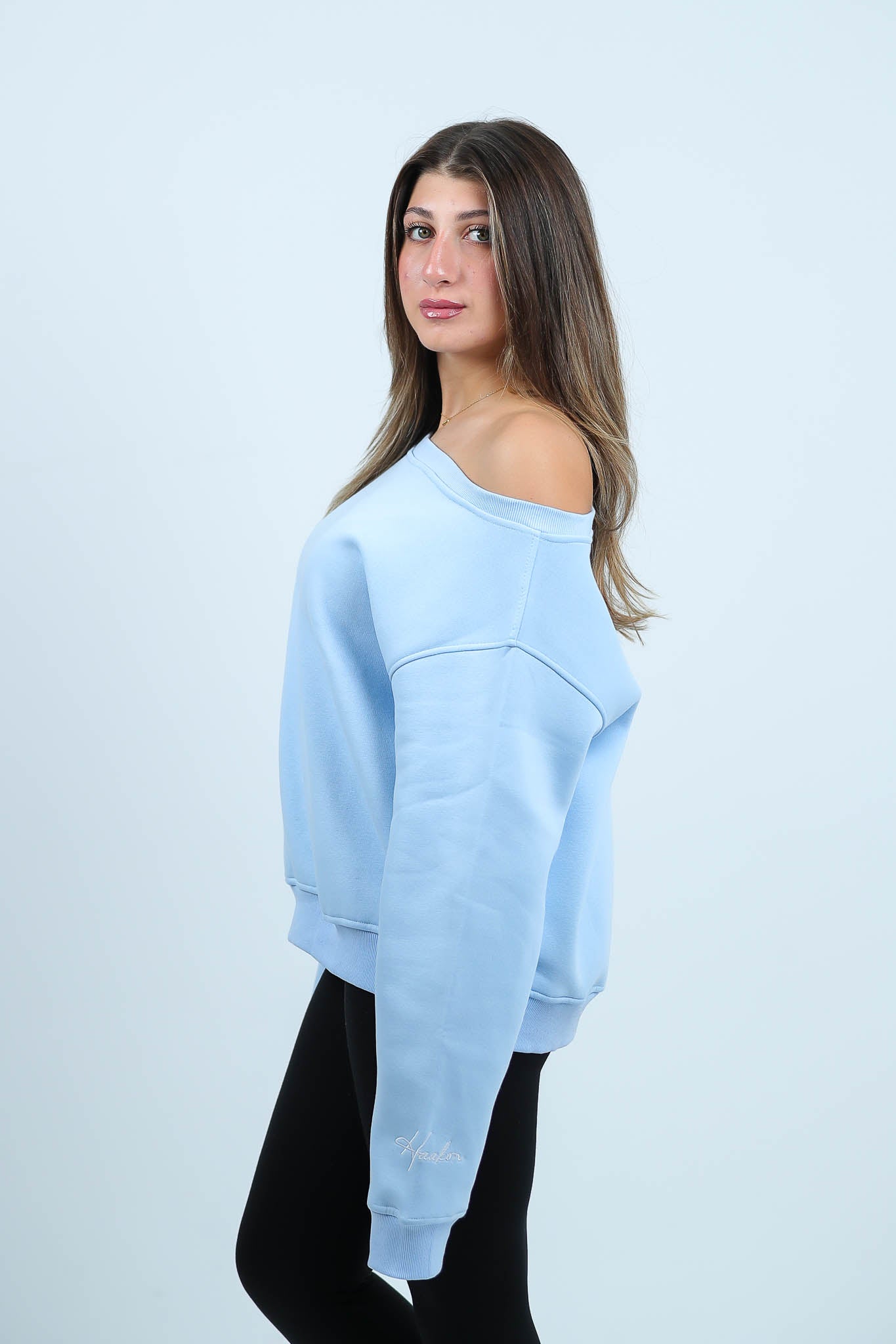 STITCHED SWAY OFFSHOULDER TOP