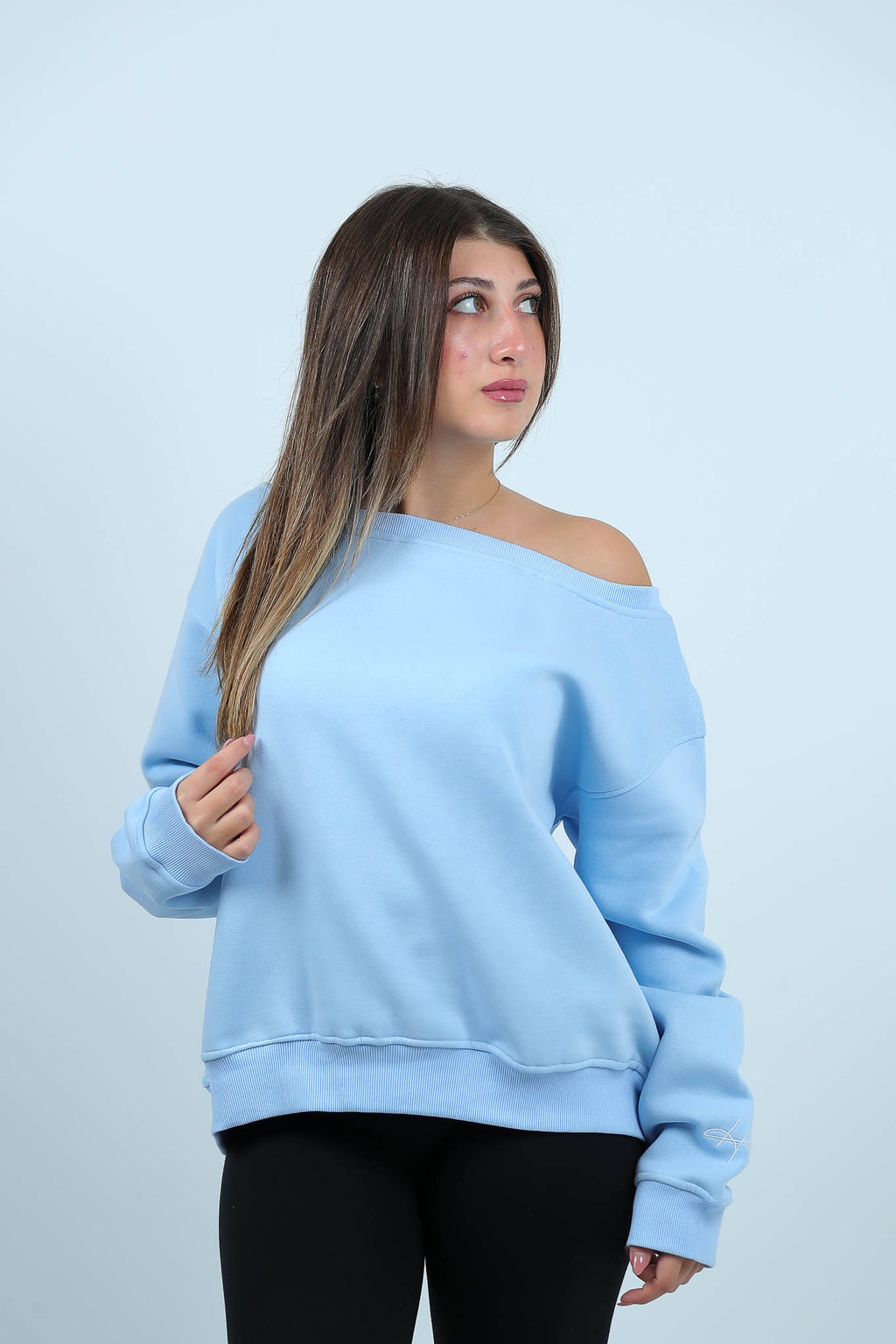 STITCHED SWAY OFFSHOULDER TOP