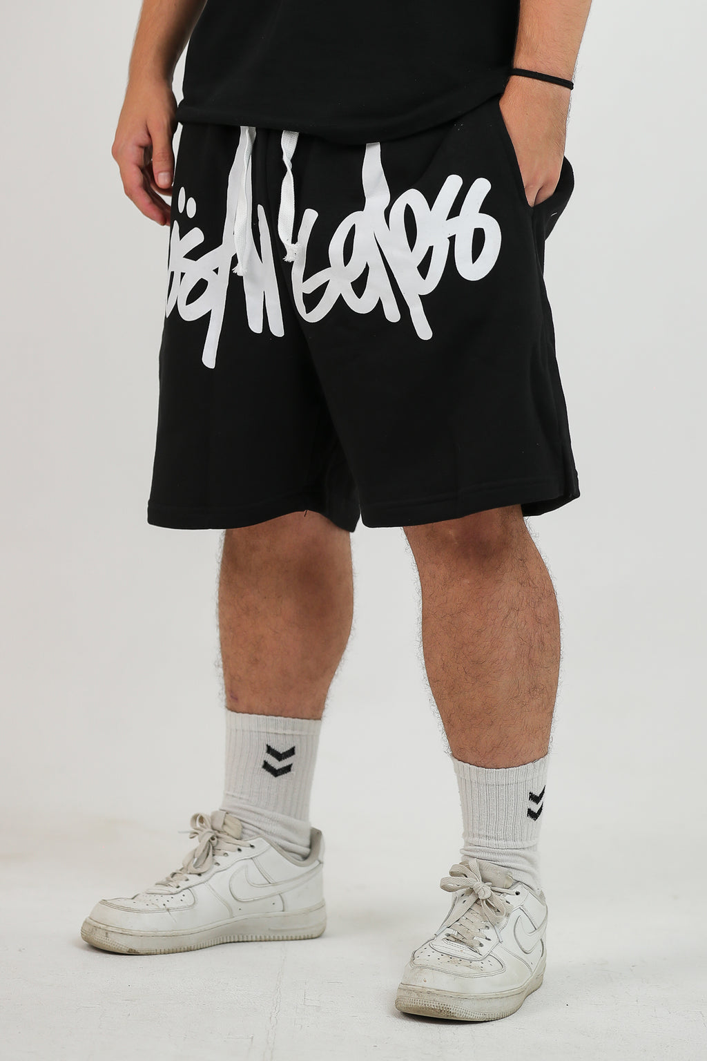 LOS ANGELES BLACK SHORTS