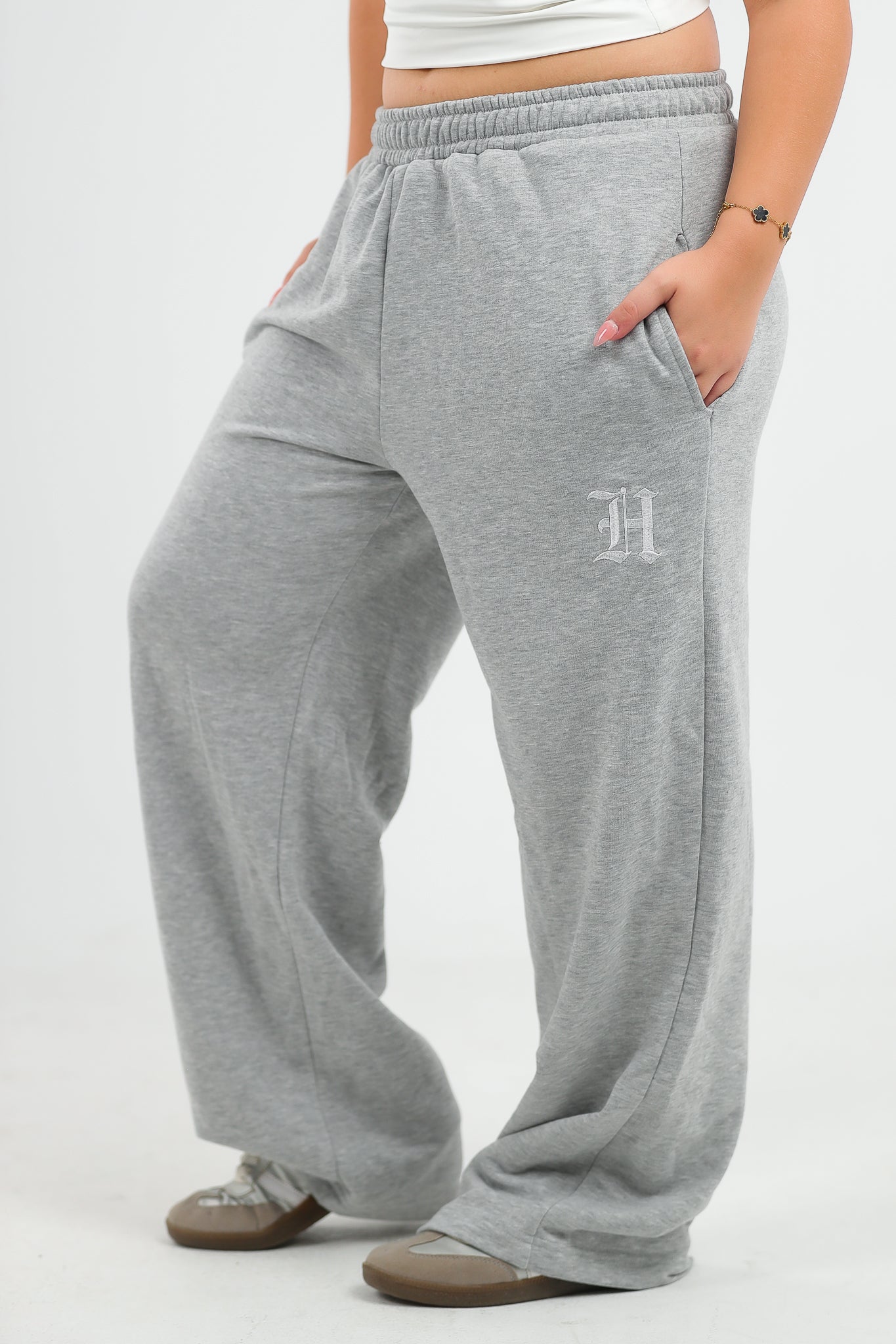 GOTHIC GRAY SWEATPANTS