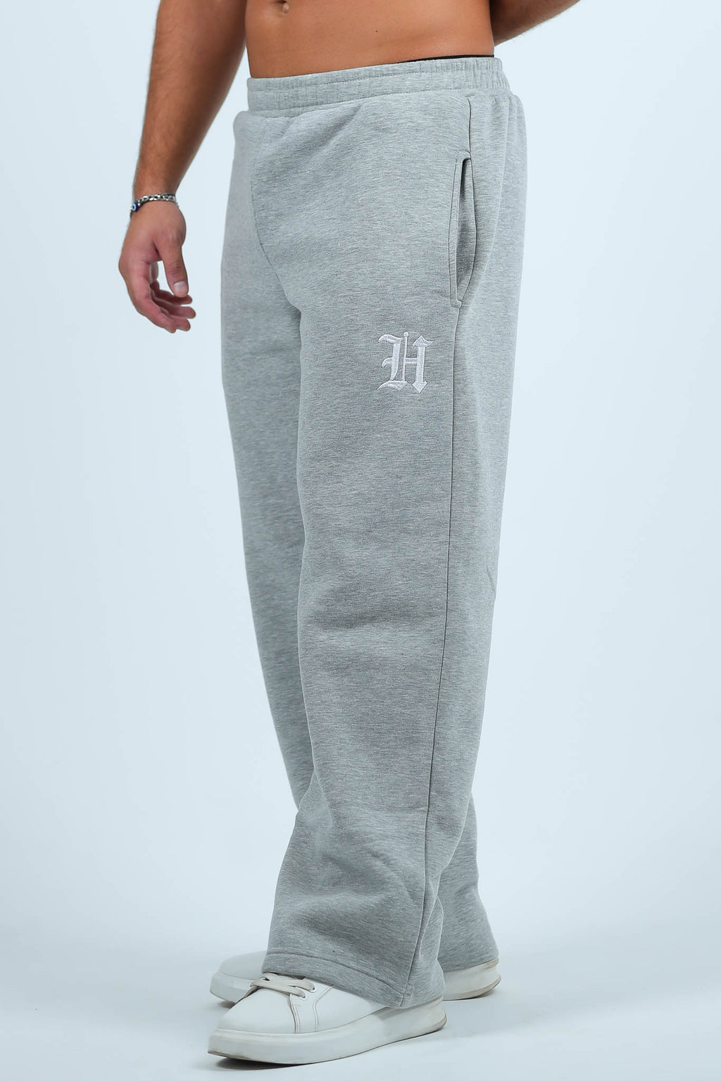 THE GOTHIC SWEATPANTS