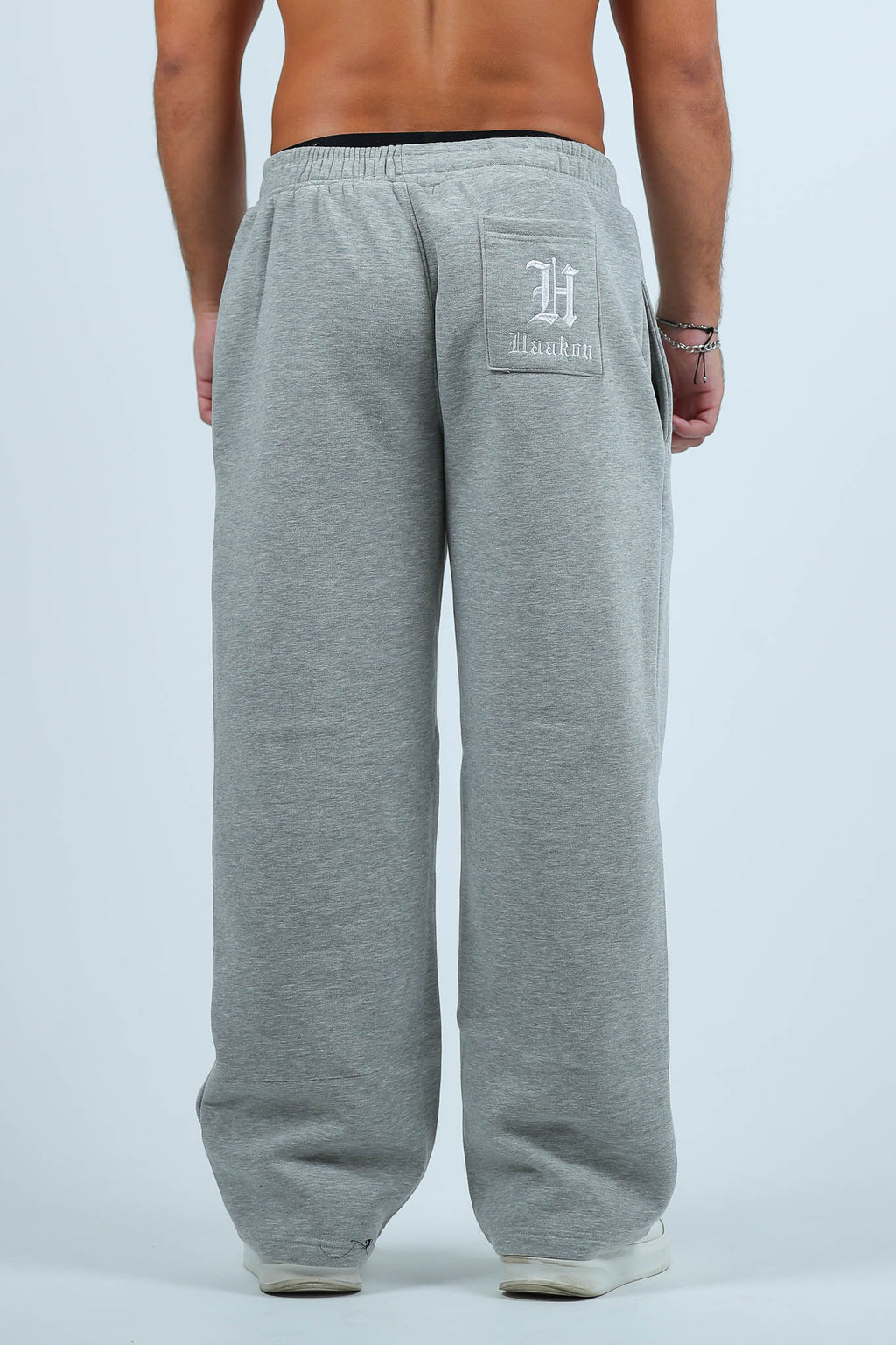 THE GOTHIC SWEATPANTS