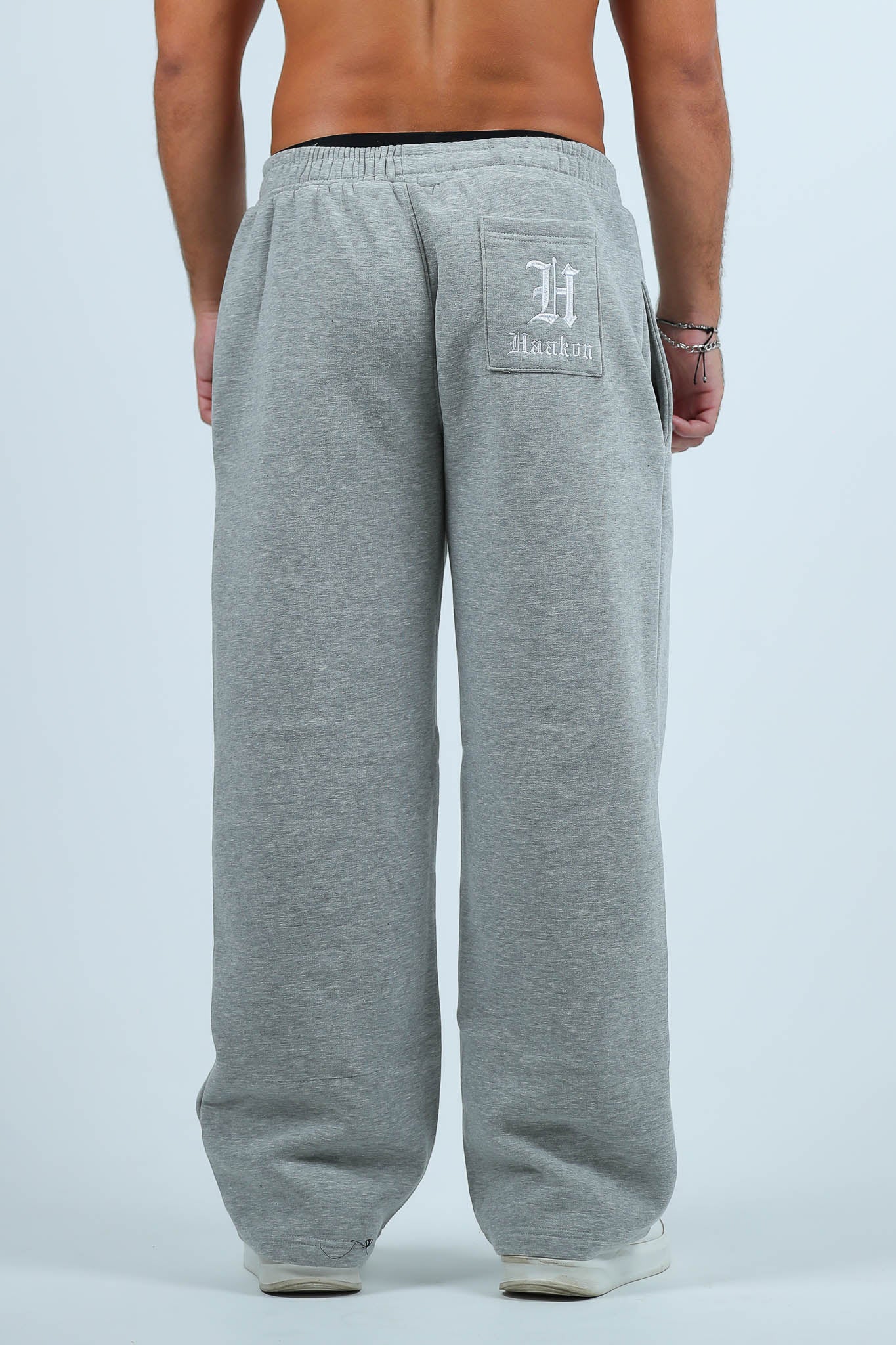 THE GOTHIC SWEATPANTS