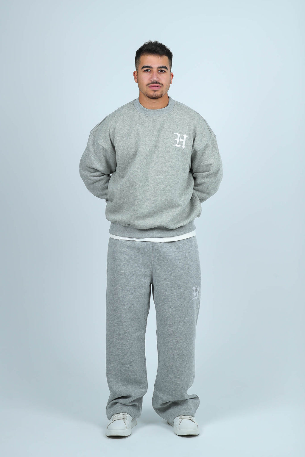 THE LIGHT GRAY GOTHIC SET