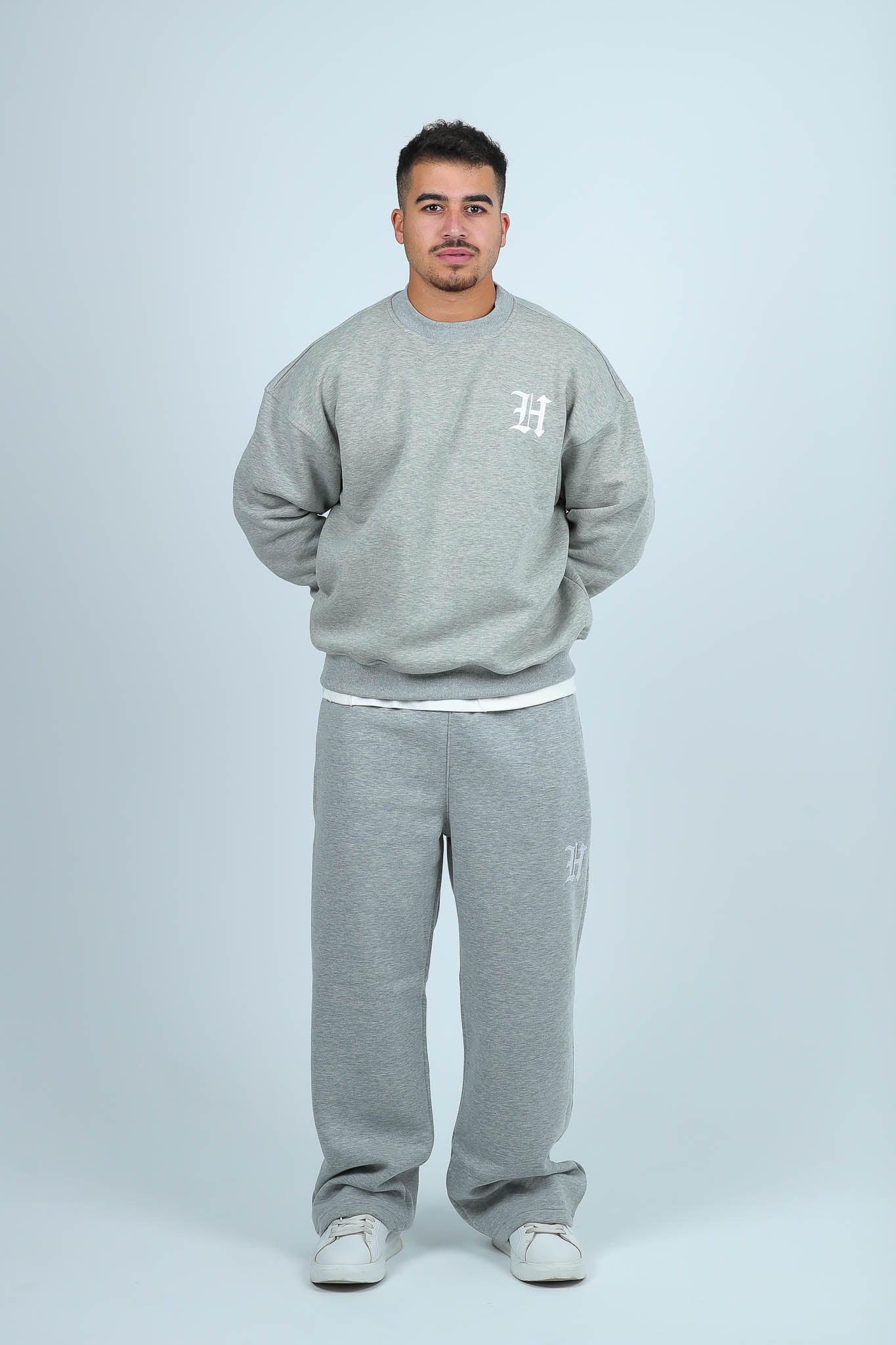 THE LIGHT GRAY GOTHIC SET