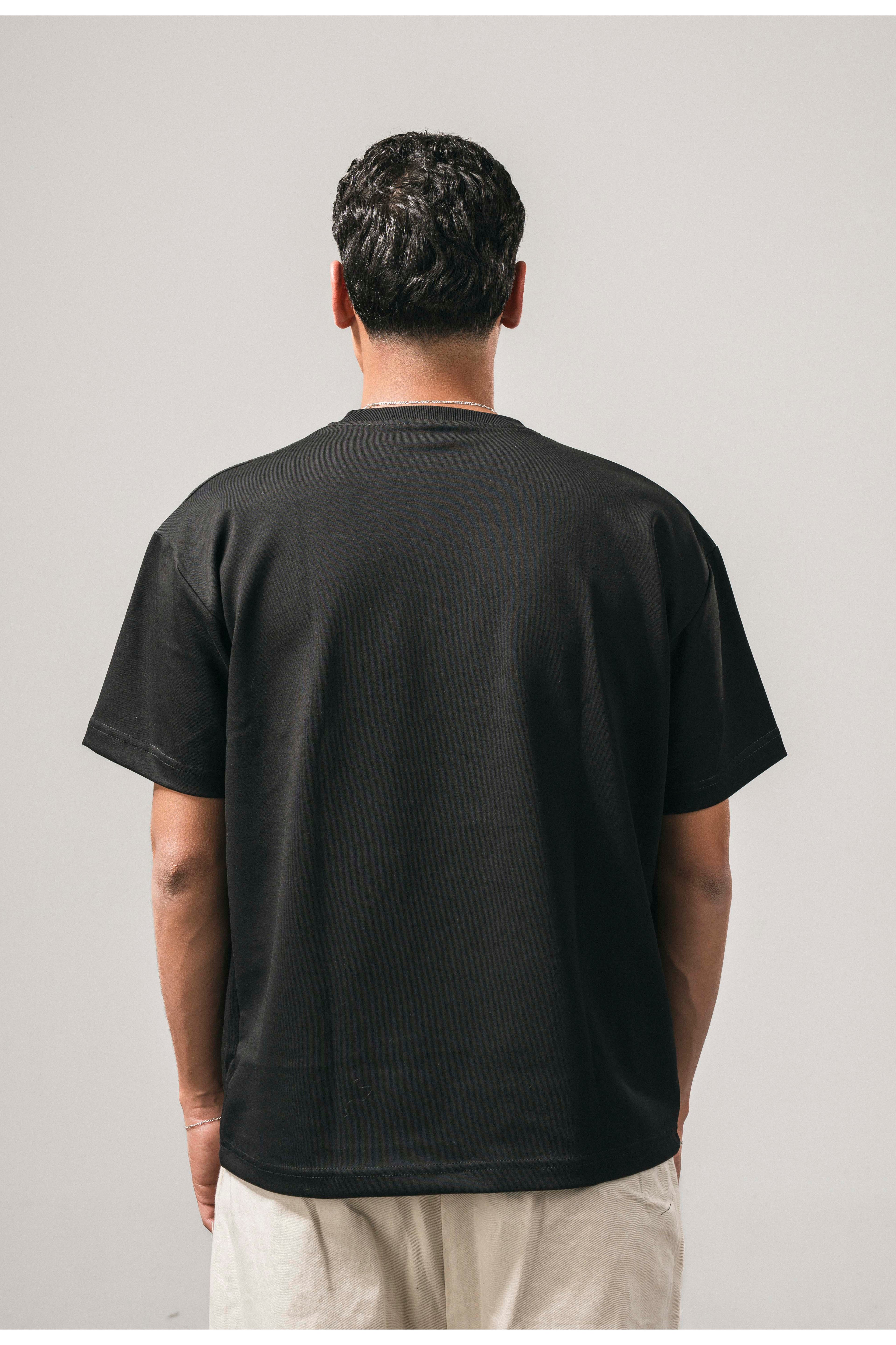 "BASIC"BLACK TEE